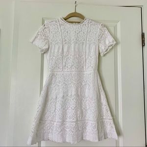 White lace dress - NEW